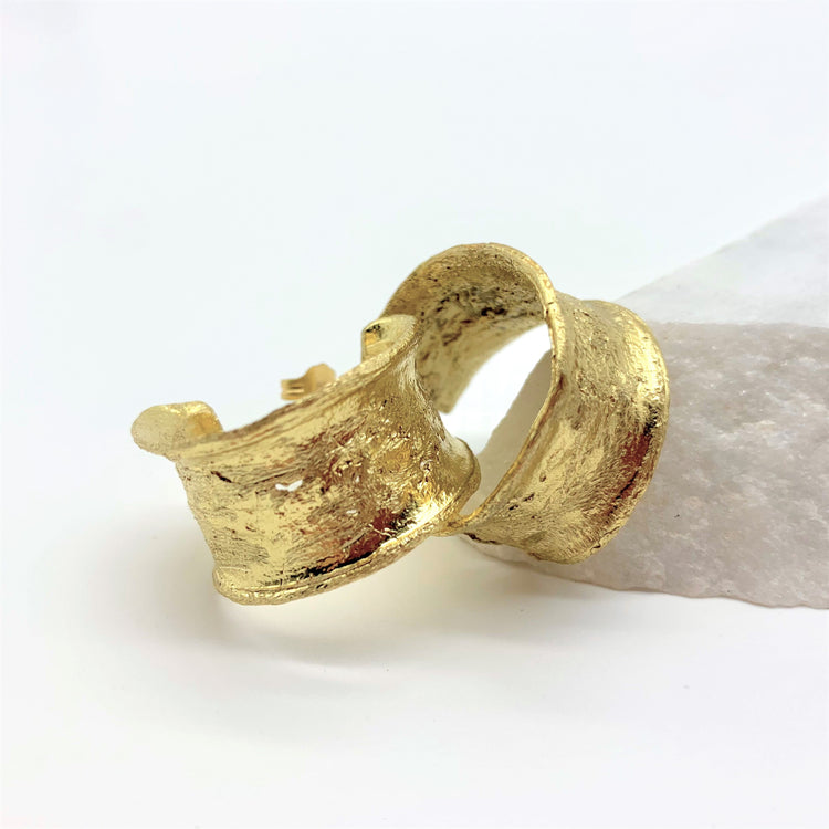 LITTLE LOVE – HOOPS Earrings Sue&