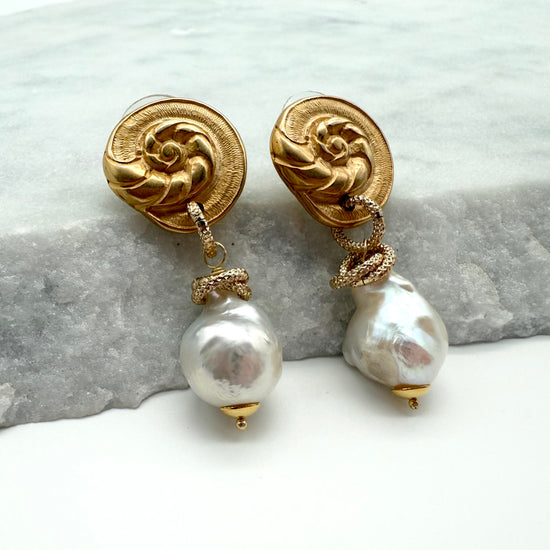 SEA SHORE – FRESHWATER PEARL - EARRINGS