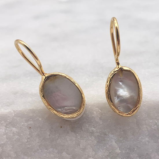 LUSTER - MOTHER OF PEARL – EARRINGS