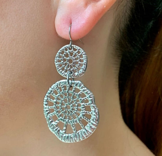 LOVE WEB - SILVER - EARRINGS