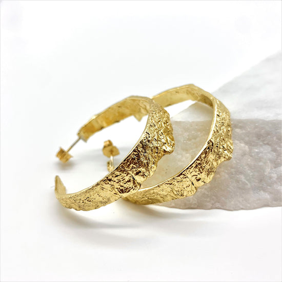 CUTTING EDGE – HOOPS Earrings Sue&