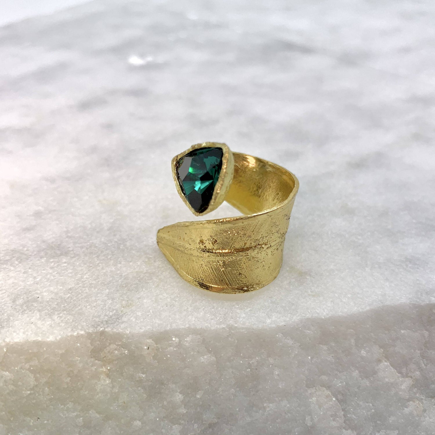 AUTUMN LEAF – EMERALD - RING Ring Sue&