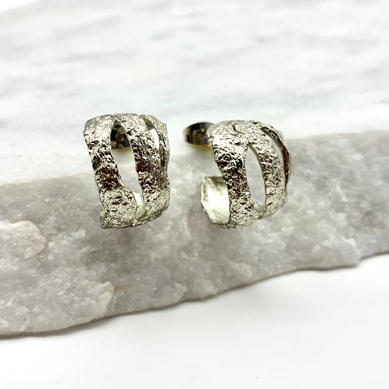 LOVE – SILVER - HUG HOOPS